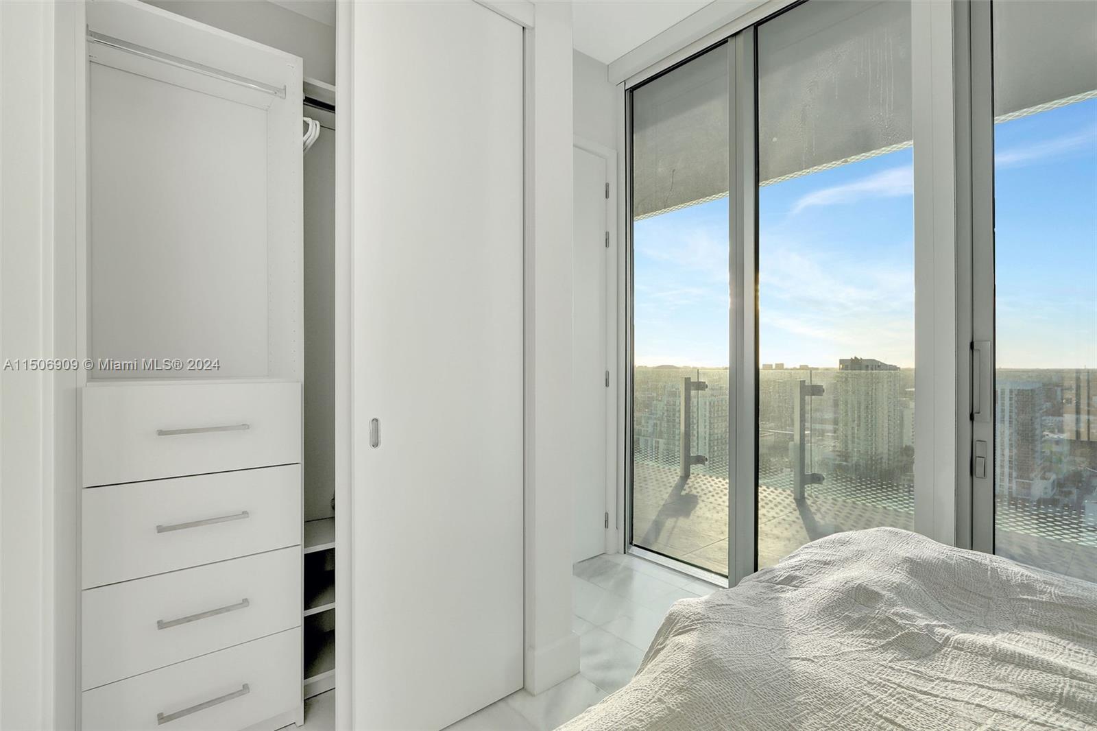 700 NE 26th Ter 2405, Miami, Florida 33137, 2 Bedrooms Bedrooms, ,2 BathroomsBathrooms,Residentiallease,For Rent,700 NE 26th Ter 2405,A11506909