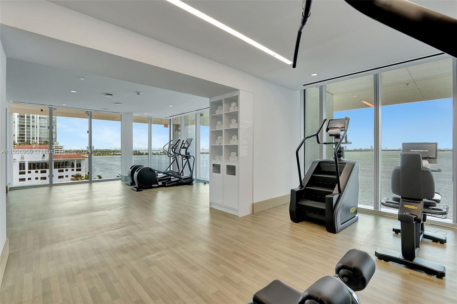 700 NE 26th Ter 2405, Miami, Florida 33137, 2 Bedrooms Bedrooms, ,2 BathroomsBathrooms,Residentiallease,For Rent,700 NE 26th Ter 2405,A11506909