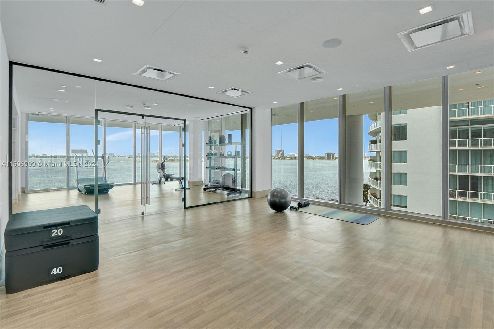 700 NE 26th Ter 2405, Miami, Florida 33137, 2 Bedrooms Bedrooms, ,2 BathroomsBathrooms,Residentiallease,For Rent,700 NE 26th Ter 2405,A11506909