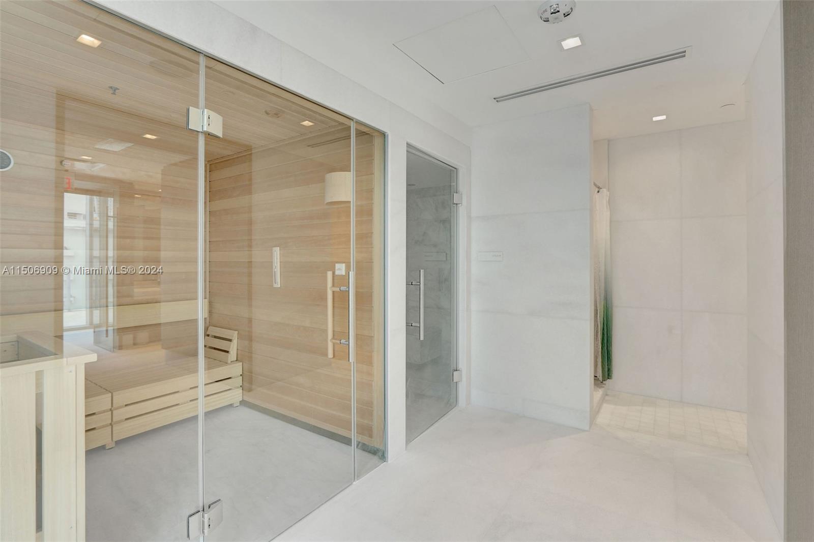 700 NE 26th Ter 2405, Miami, Florida 33137, 2 Bedrooms Bedrooms, ,2 BathroomsBathrooms,Residentiallease,For Rent,700 NE 26th Ter 2405,A11506909