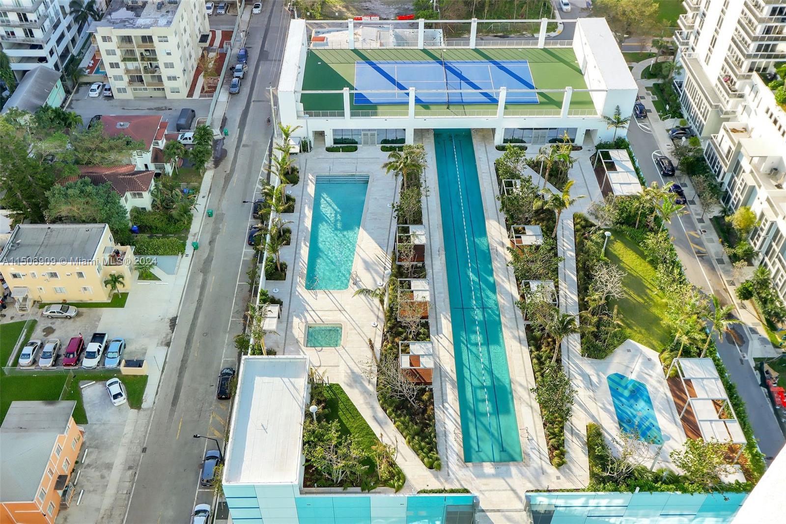 700 NE 26th Ter 2405, Miami, Florida 33137, 2 Bedrooms Bedrooms, ,2 BathroomsBathrooms,Residentiallease,For Rent,700 NE 26th Ter 2405,A11506909