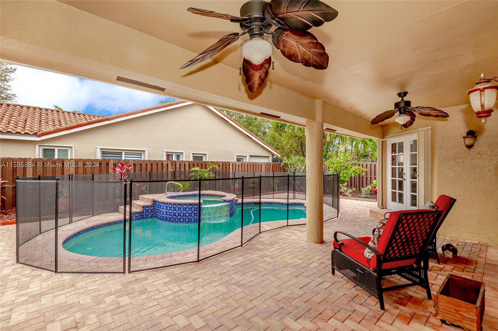 15472 SW 42nd Ln, Miami, Florida 33185, 4 Bedrooms Bedrooms, ,3 BathroomsBathrooms,Residential,For Sale,15472 SW 42nd Ln,A11505864