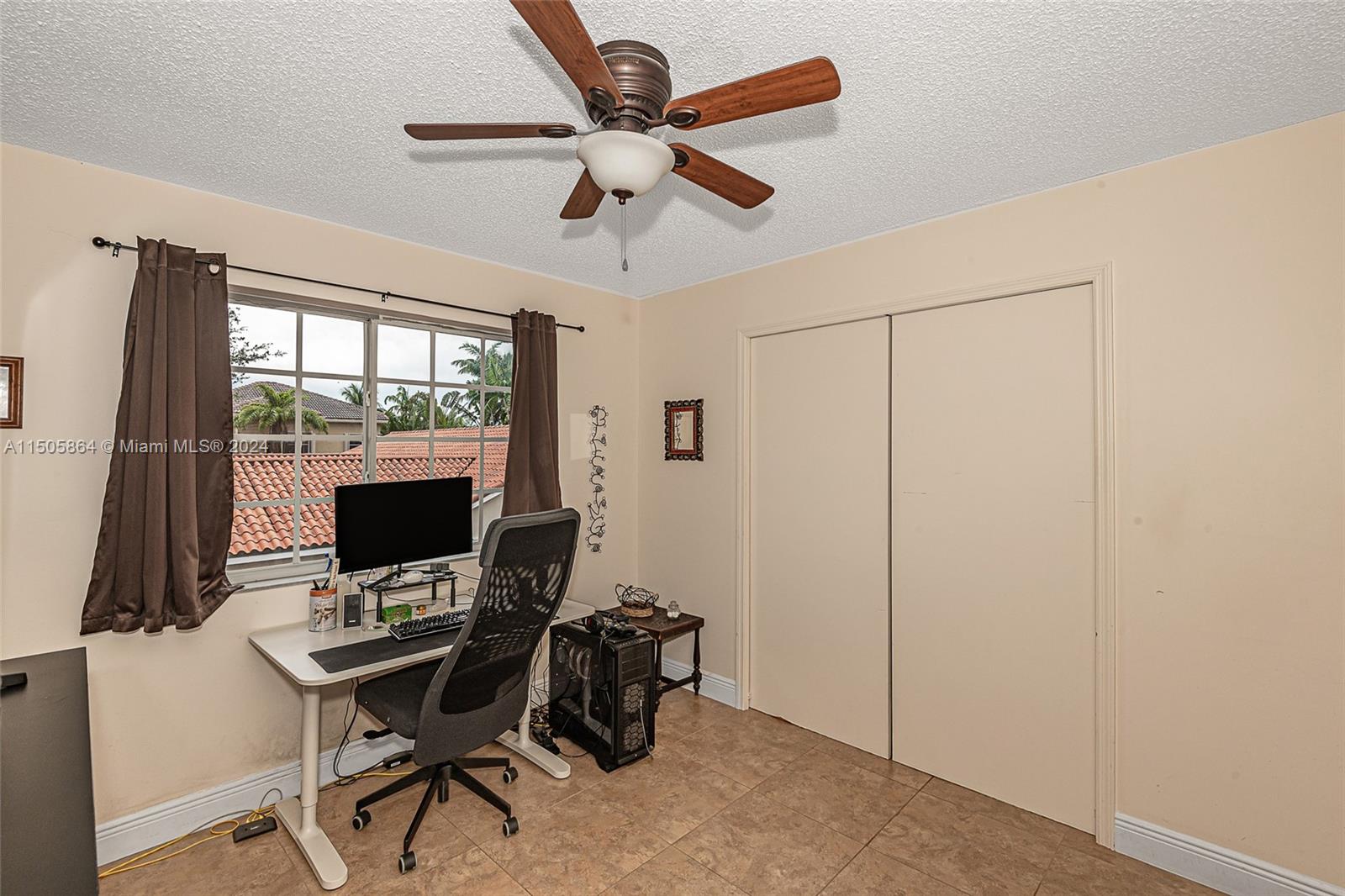 15472 SW 42nd Ln, Miami, Florida 33185, 4 Bedrooms Bedrooms, ,3 BathroomsBathrooms,Residential,For Sale,15472 SW 42nd Ln,A11505864