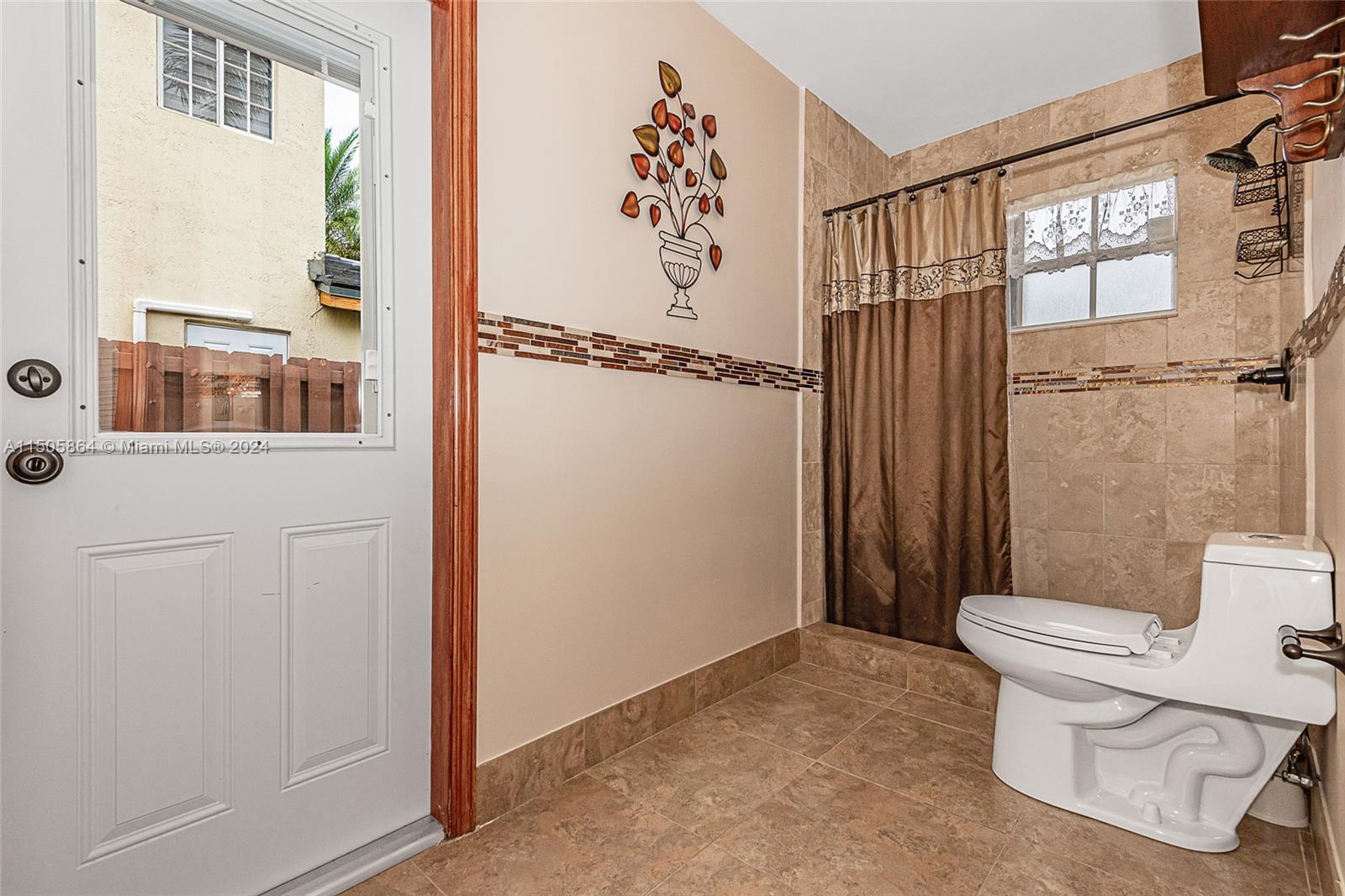 15472 SW 42nd Ln, Miami, Florida 33185, 4 Bedrooms Bedrooms, ,3 BathroomsBathrooms,Residential,For Sale,15472 SW 42nd Ln,A11505864