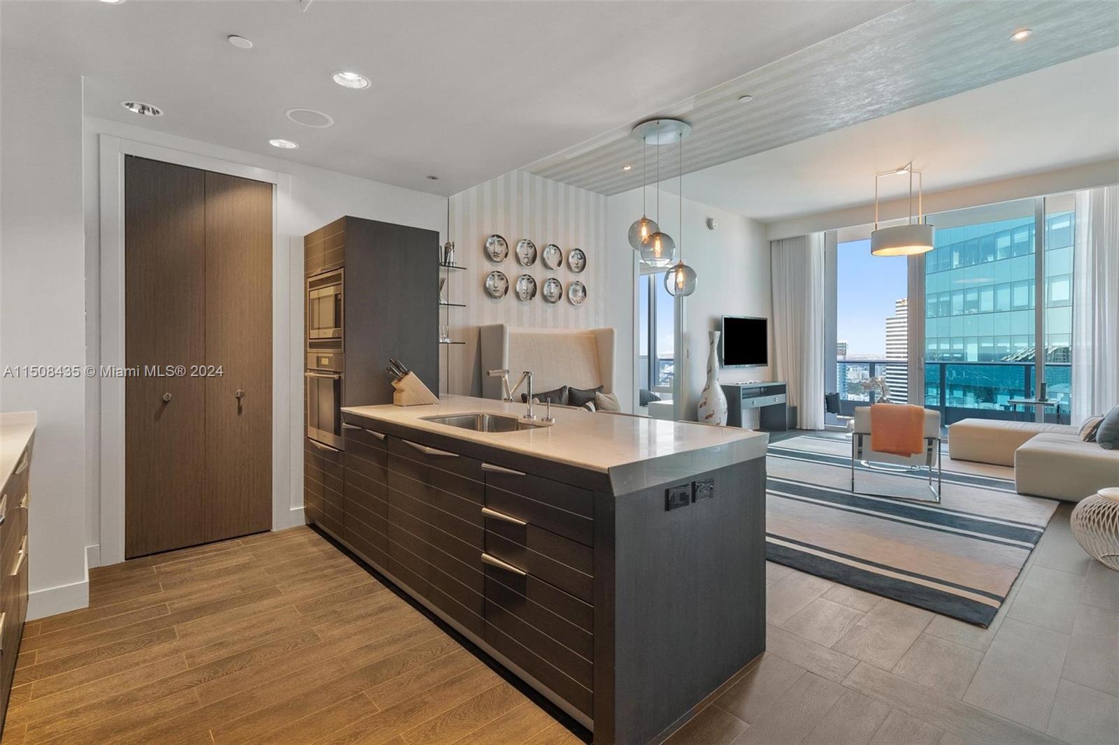 200 Biscayne Boulevard Way 5211, Miami, Florida 33131, 2 Bedrooms Bedrooms, ,2 BathroomsBathrooms,Residential,For Sale,200 Biscayne Boulevard Way 5211,A11508435