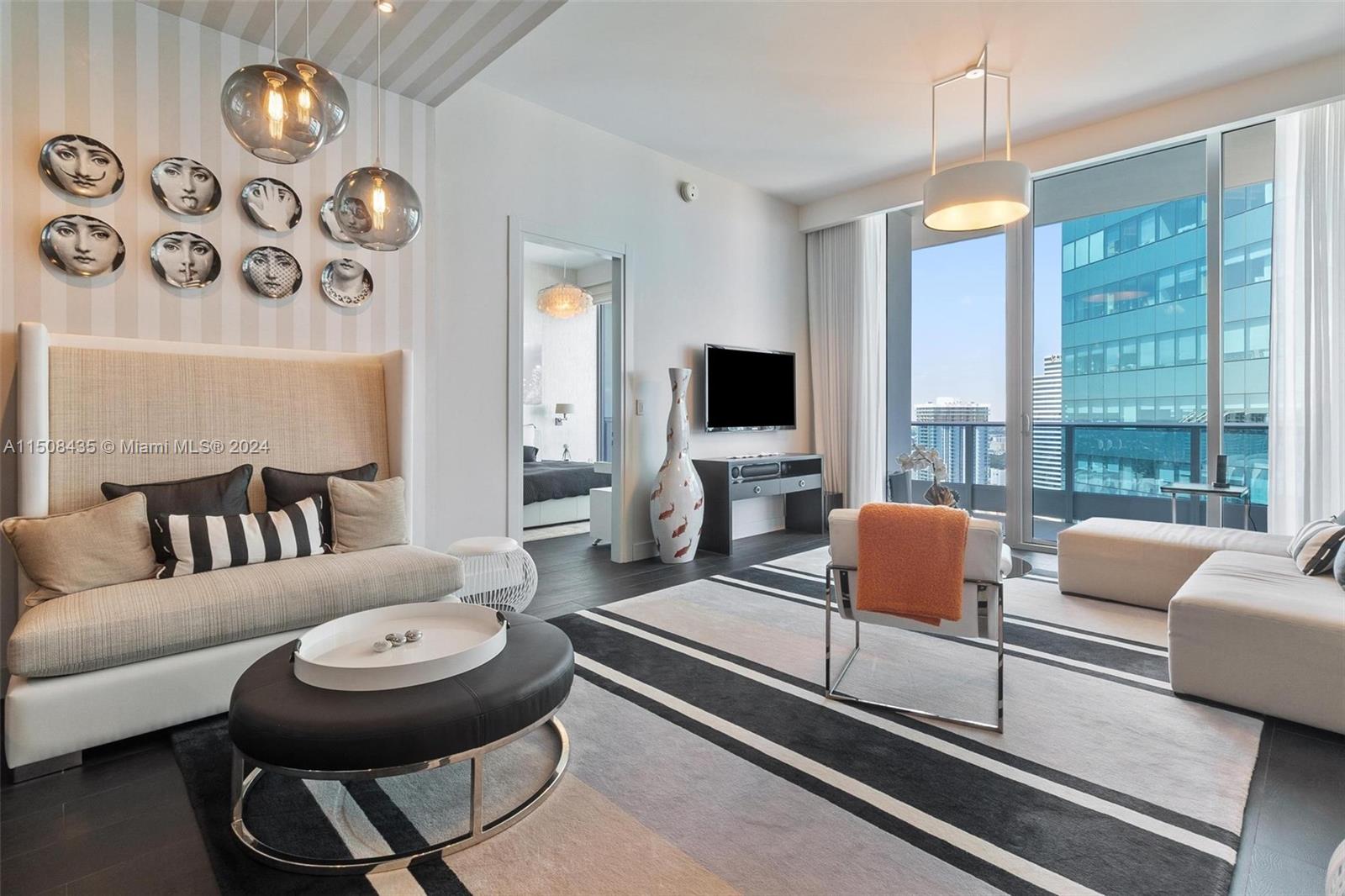 200 Biscayne Boulevard Way 5211, Miami, Florida 33131, 2 Bedrooms Bedrooms, ,2 BathroomsBathrooms,Residential,For Sale,200 Biscayne Boulevard Way 5211,A11508435