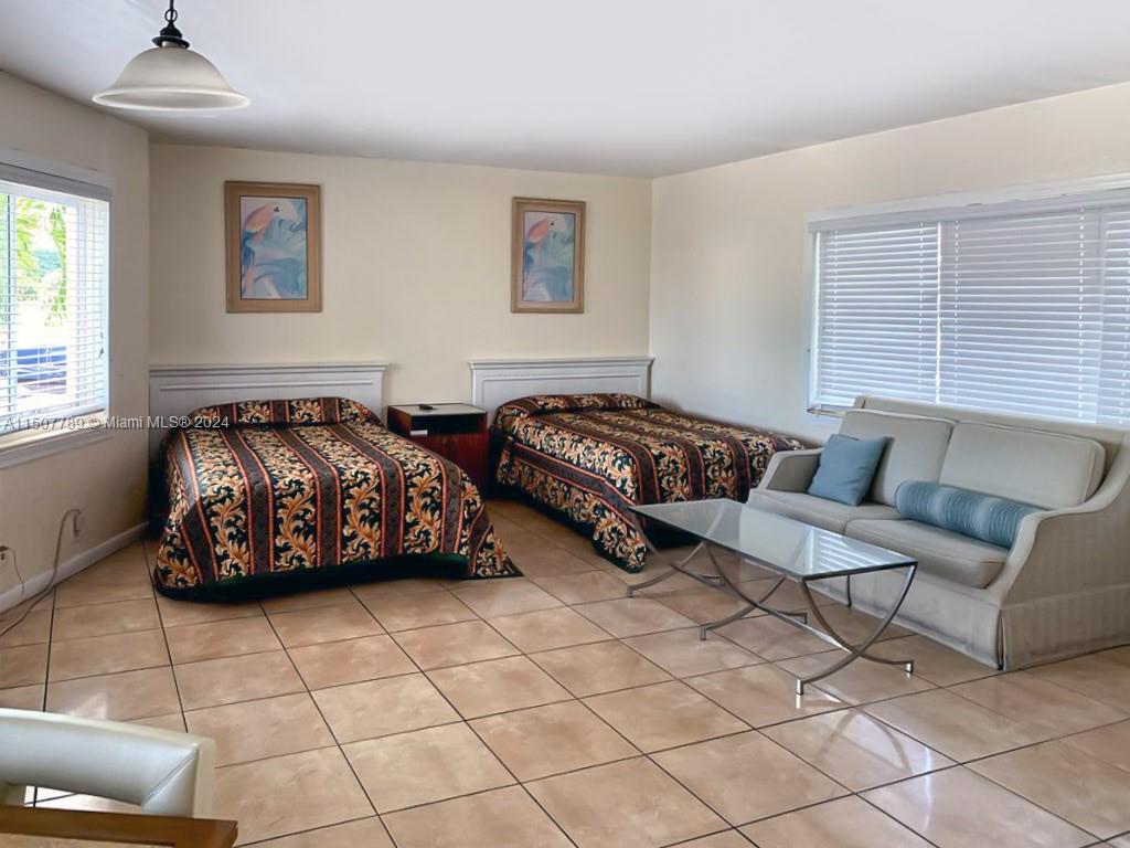 1010 S Federal Hwy, Hollywood, Florida 33020, ,Commercialsale,For Sale,1010 S Federal Hwy,A11507789