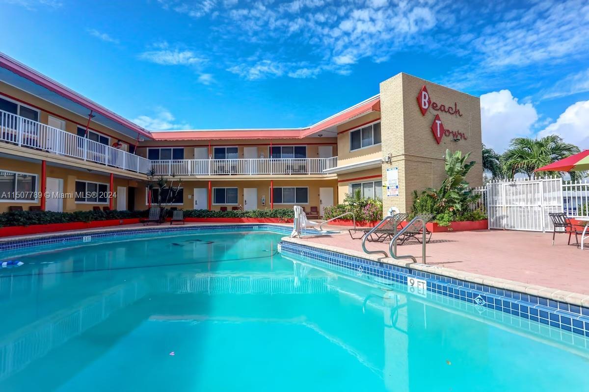 1010 S Federal Hwy, Hollywood, Florida 33020, ,Commercialsale,For Sale,1010 S Federal Hwy,A11507789