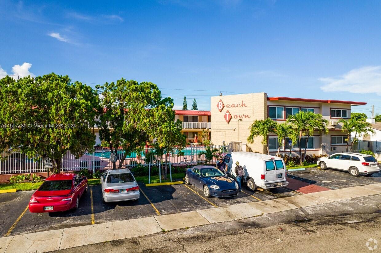 1010 S Federal Hwy, Hollywood, Florida 33020, ,Commercialsale,For Sale,1010 S Federal Hwy,A11507789