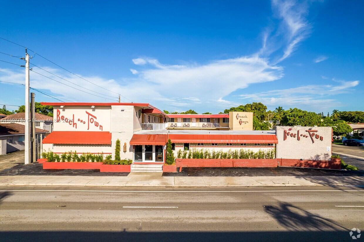 1010 S Federal Hwy, Hollywood, Florida 33020, ,Commercialsale,For Sale,1010 S Federal Hwy,A11507789