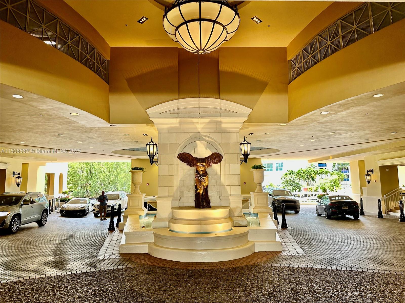 Sunny Isles Beach, Florida 33160, 3 Bedrooms Bedrooms, ,2 BathroomsBathrooms,Residentiallease,For Rent,A11508532
