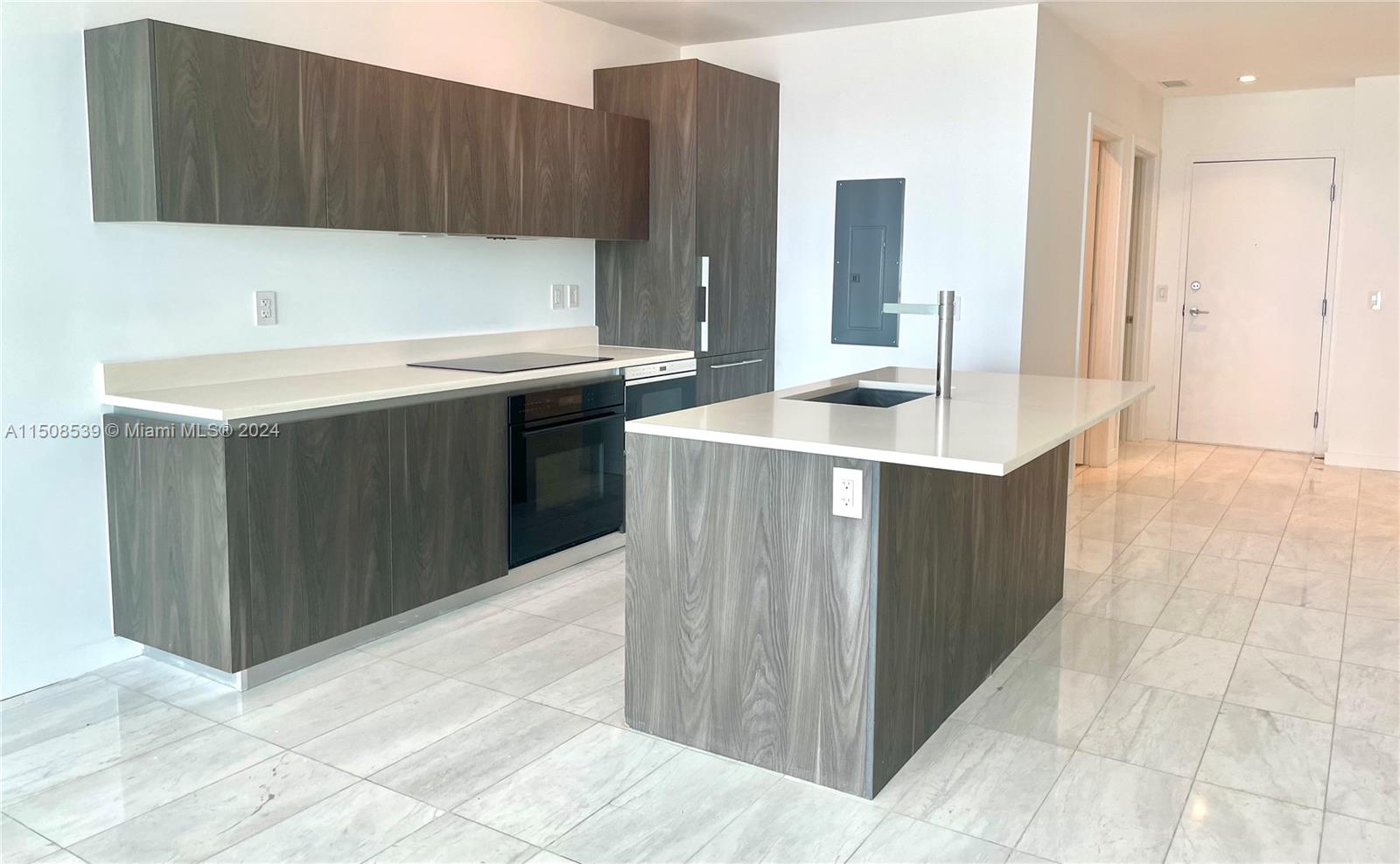 480 NE 31st St 2106, Miami, Florida 33137, 2 Bedrooms Bedrooms, ,2 BathroomsBathrooms,Residentiallease,For Rent,480 NE 31st St 2106,A11508539