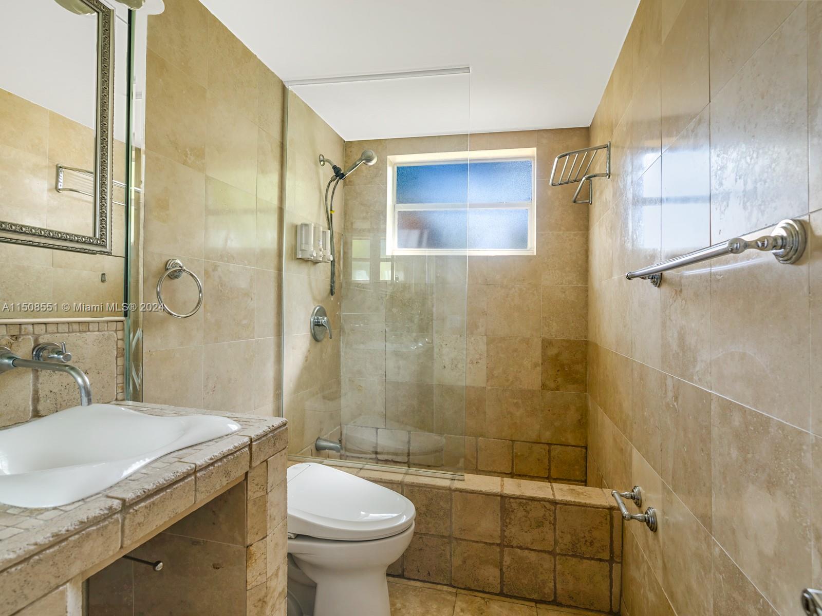 1265 N Biscayne Point Rd, Miami Beach, Florida 33141, 5 Bedrooms Bedrooms, ,3 BathroomsBathrooms,Residentiallease,For Rent,1265 N Biscayne Point Rd,A11508551