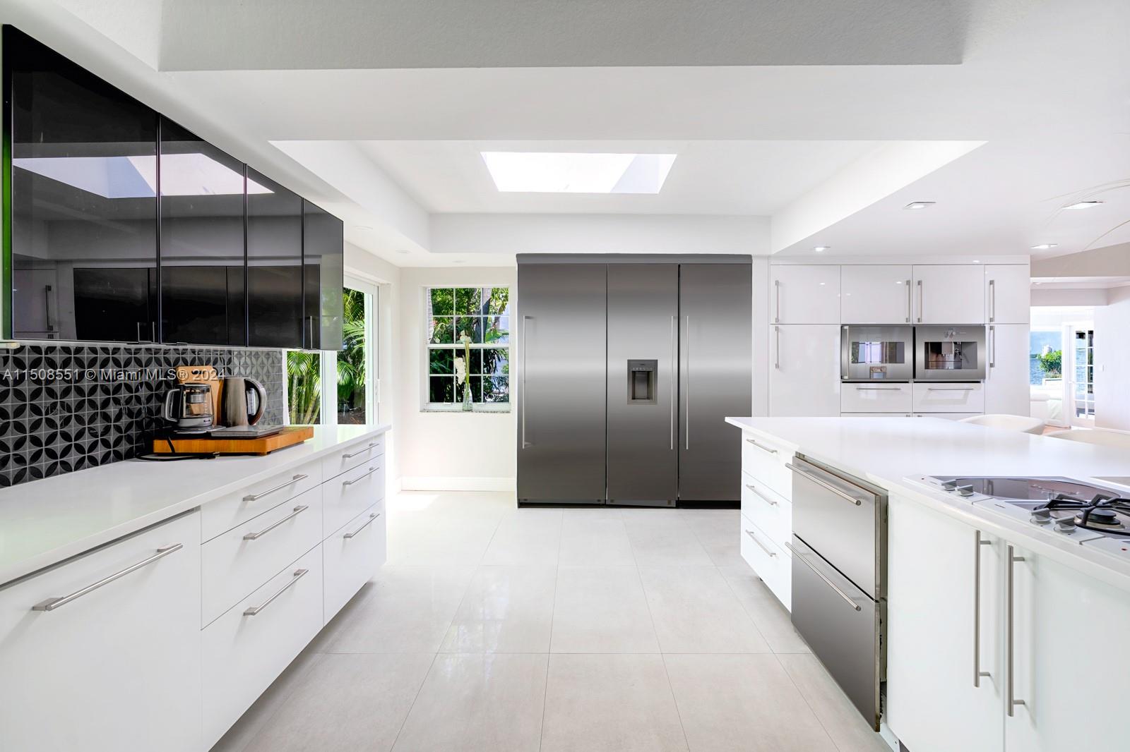 1265 N Biscayne Point Rd, Miami Beach, Florida 33141, 5 Bedrooms Bedrooms, ,3 BathroomsBathrooms,Residentiallease,For Rent,1265 N Biscayne Point Rd,A11508551