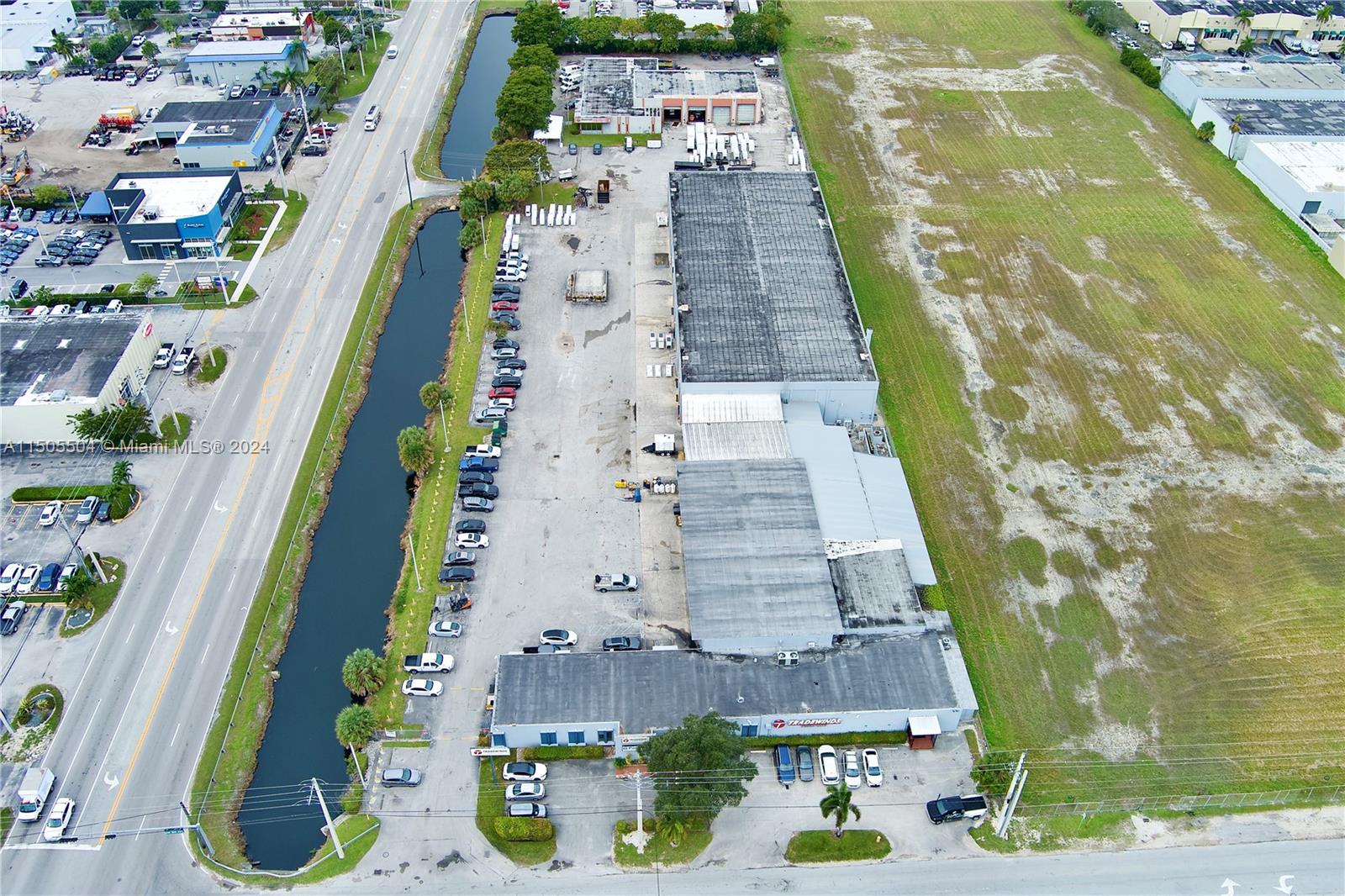 8501 NW 58th St, Doral, Florida 33166, ,Commerciallease,For Rent,8501 NW 58th St,A11505504