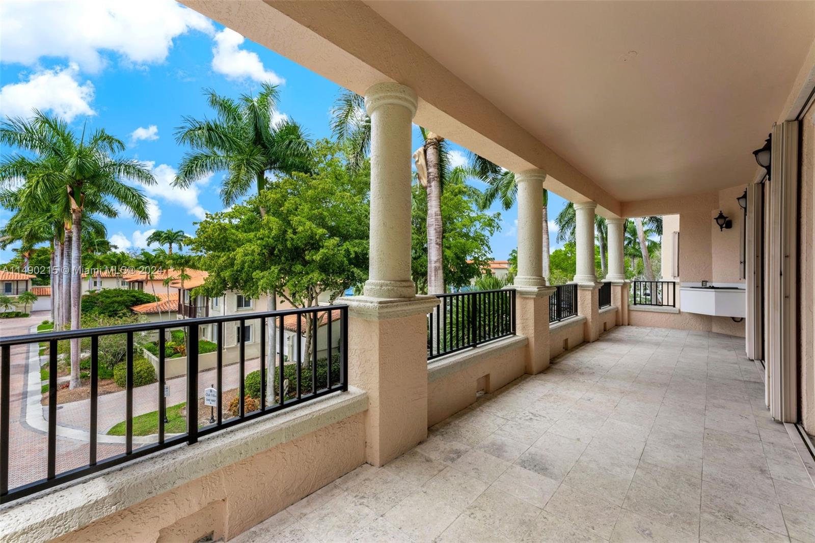 13631 Deering Bay Dr 228, Coral Gables, Florida 33158, 2 Bedrooms Bedrooms, ,2 BathroomsBathrooms,Residentiallease,For Rent,13631 Deering Bay Dr 228,A11490215