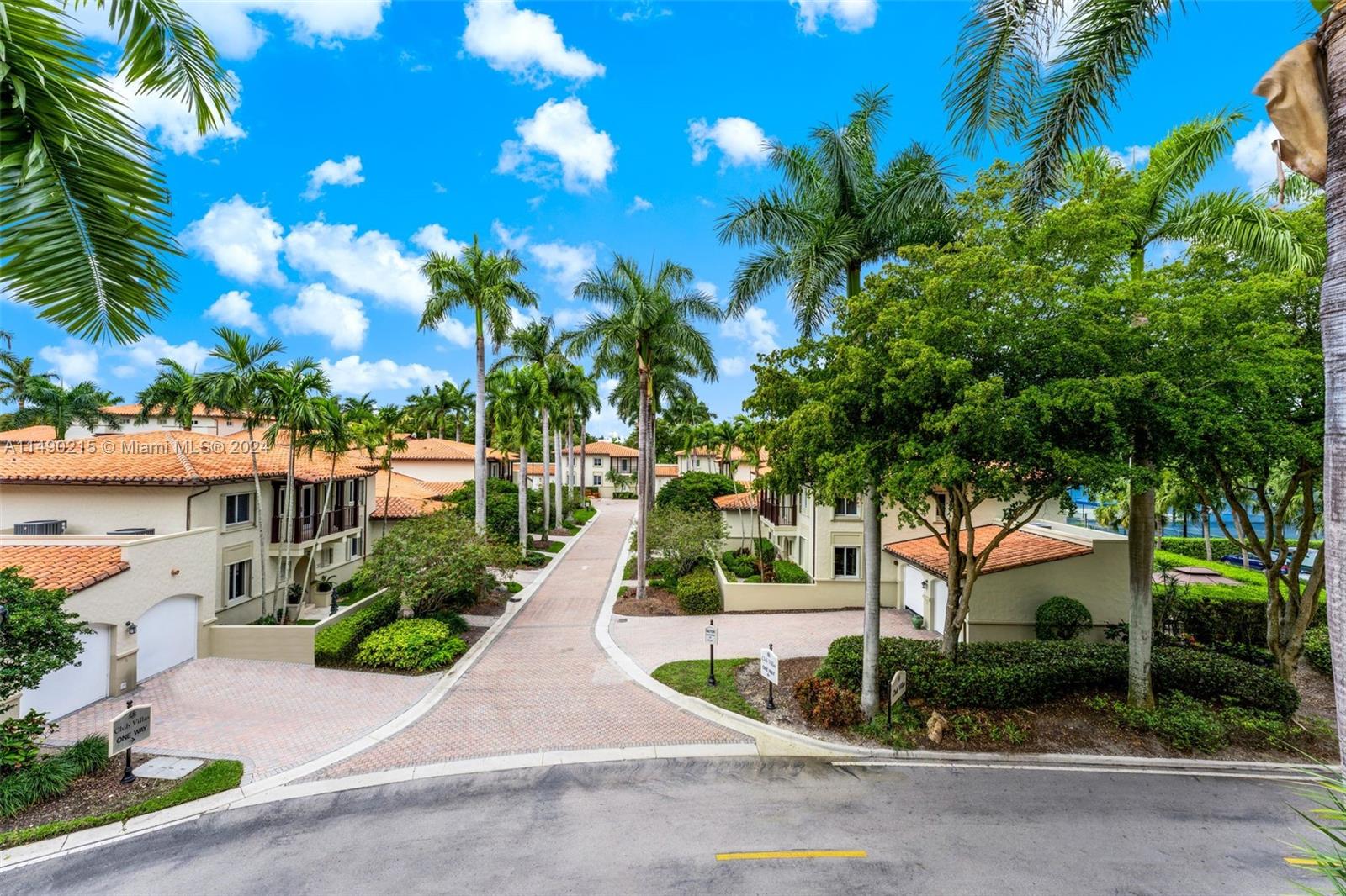 13631 Deering Bay Dr 228, Coral Gables, Florida 33158, 2 Bedrooms Bedrooms, ,2 BathroomsBathrooms,Residentiallease,For Rent,13631 Deering Bay Dr 228,A11490215