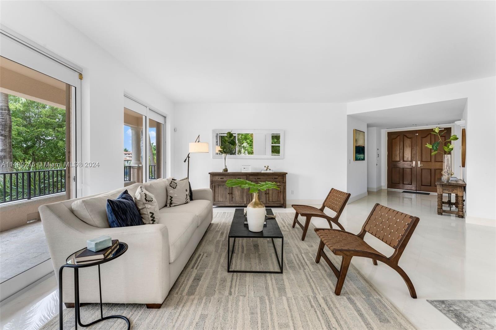 13631 Deering Bay Dr 228, Coral Gables, Florida 33158, 2 Bedrooms Bedrooms, ,2 BathroomsBathrooms,Residentiallease,For Rent,13631 Deering Bay Dr 228,A11490215