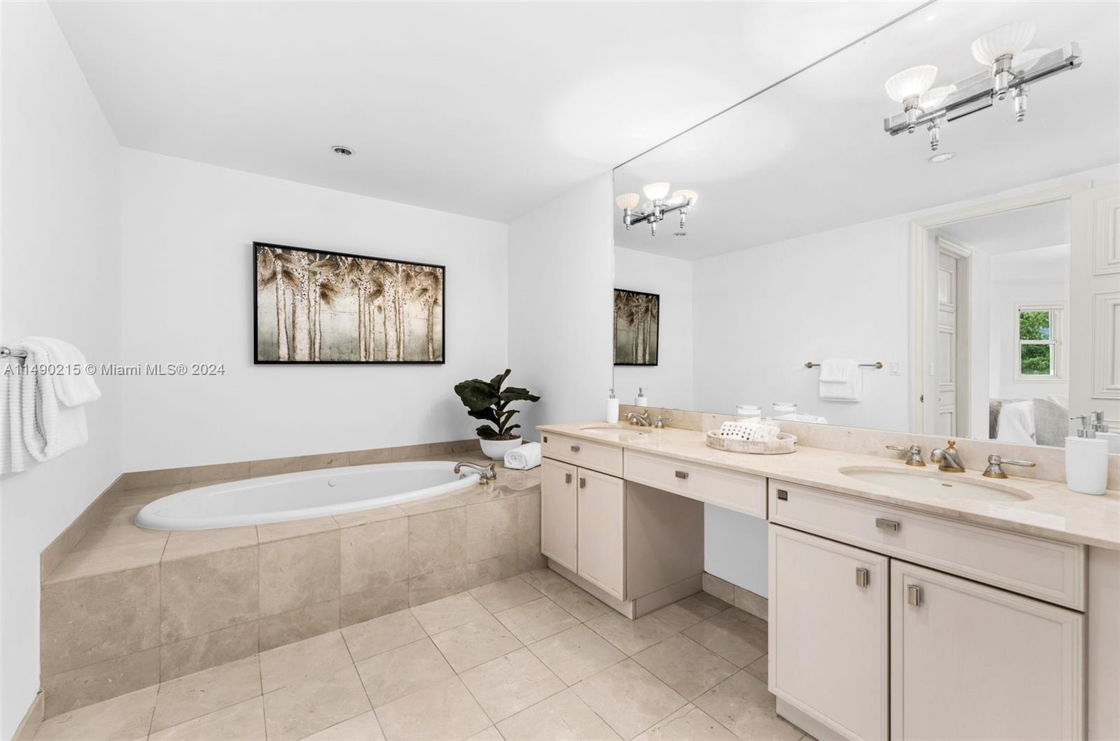 13631 Deering Bay Dr 228, Coral Gables, Florida 33158, 2 Bedrooms Bedrooms, ,2 BathroomsBathrooms,Residentiallease,For Rent,13631 Deering Bay Dr 228,A11490215