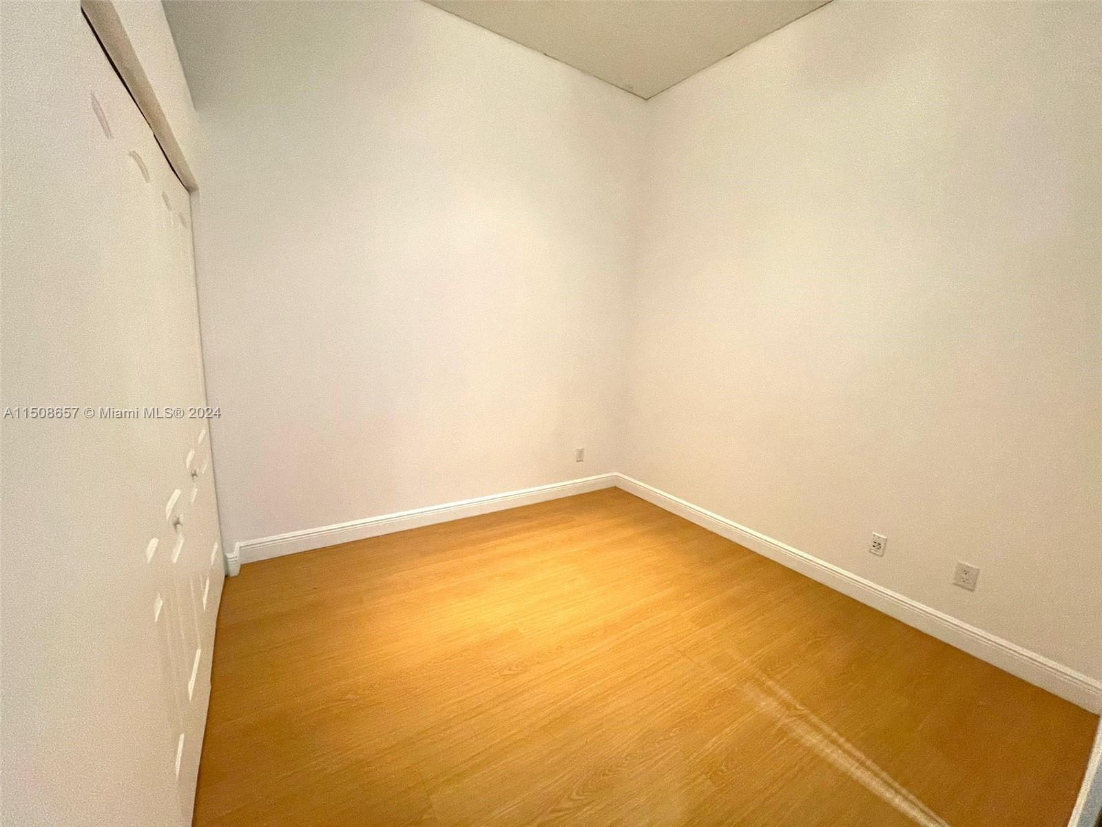 Aventura, Florida 33180, 1 Bedroom Bedrooms, ,2 BathroomsBathrooms,Residential,For Sale,A11508657