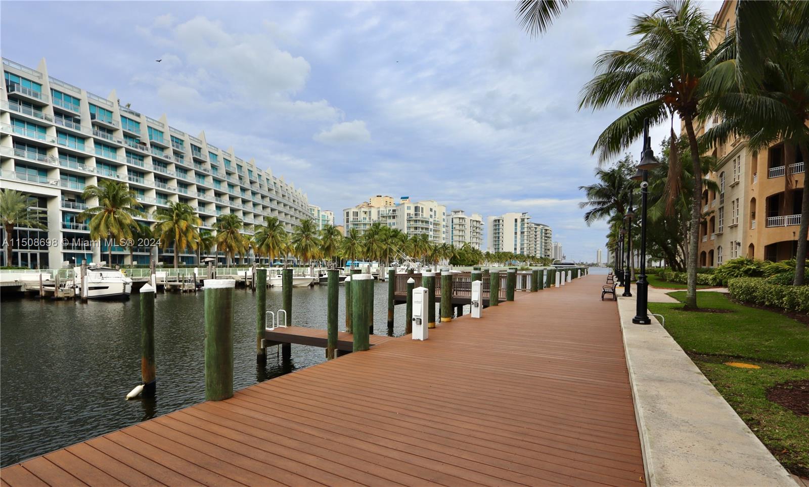 3001 NE 185th St 338, Aventura, Florida 33180, 1 Bedroom Bedrooms, ,1 BathroomBathrooms,Residential,For Sale,3001 NE 185th St 338,A11508698
