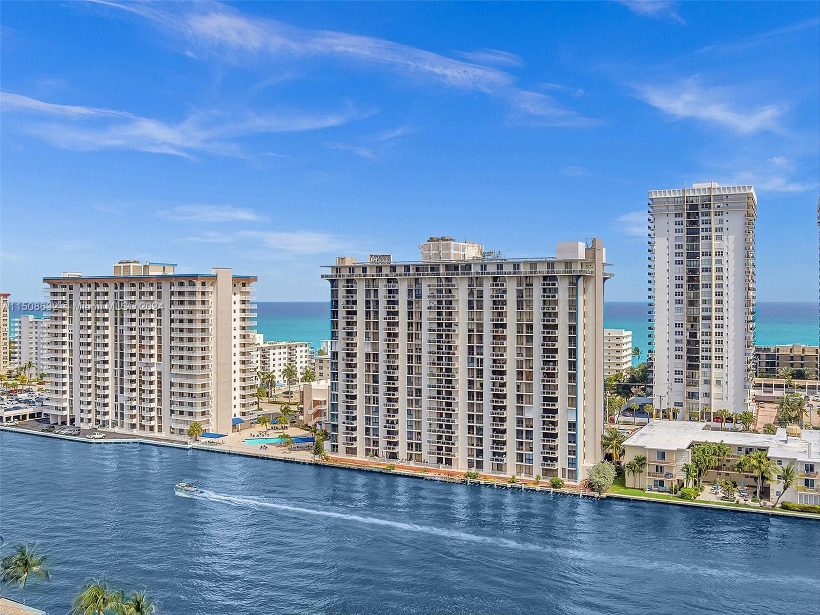 1500 S Ocean Dr 10A, Hollywood, Florida 33019, 2 Bedrooms Bedrooms, ,2 BathroomsBathrooms,Residential,For Sale,1500 S Ocean Dr 10A,A11508632