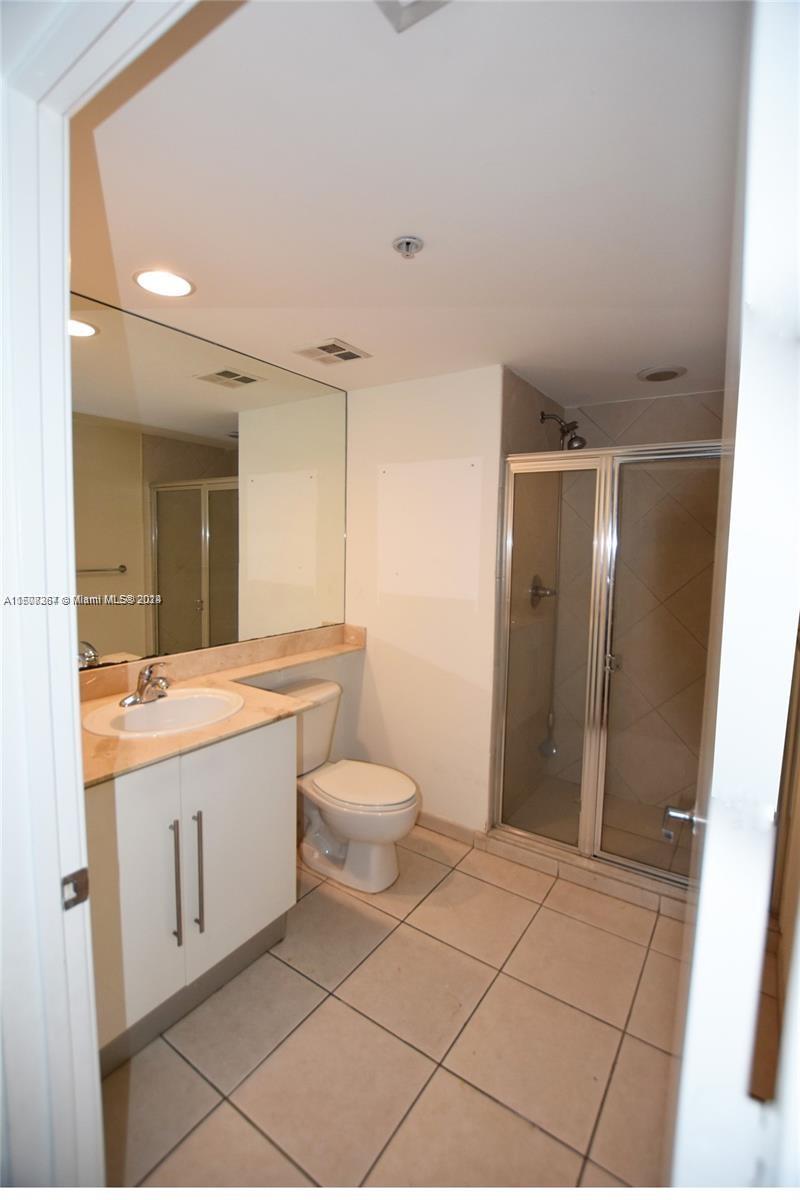 325 S Biscayne Blvd 3822, Miami, Florida 33131, 2 Bedrooms Bedrooms, ,2 BathroomsBathrooms,Residential,For Sale,325 S Biscayne Blvd 3822,A11508367