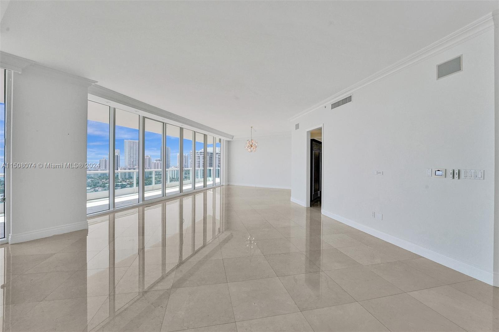 20155 NE 38th Ct 2201, Aventura, Florida 33180, 4 Bedrooms Bedrooms, ,6 BathroomsBathrooms,Residential,For Sale,20155 NE 38th Ct 2201,A11508074