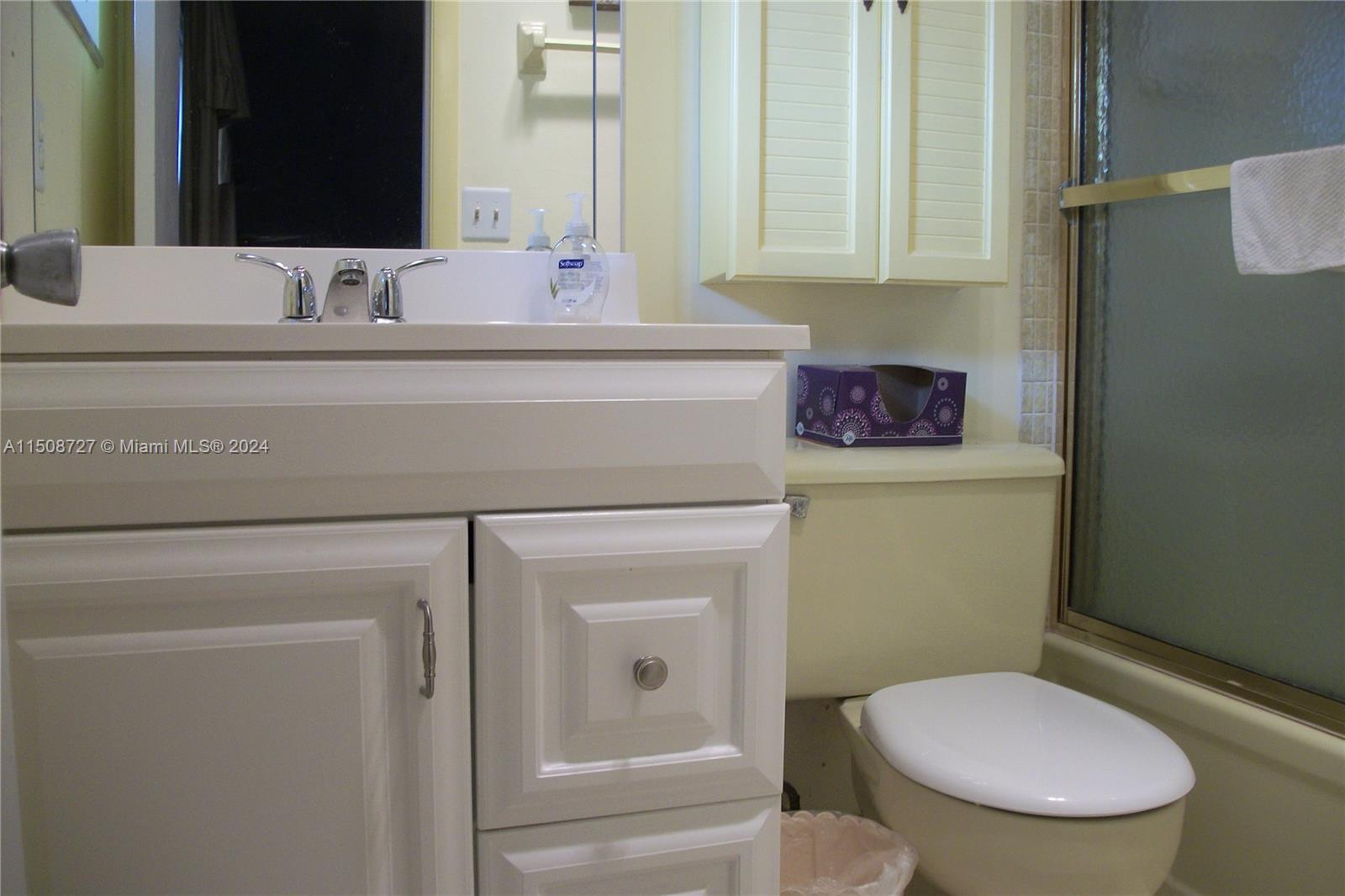 5300 Washington St N112, Hollywood, Florida 33021, 1 Bedroom Bedrooms, ,1 BathroomBathrooms,Residential,For Sale,5300 Washington St N112,A11508727