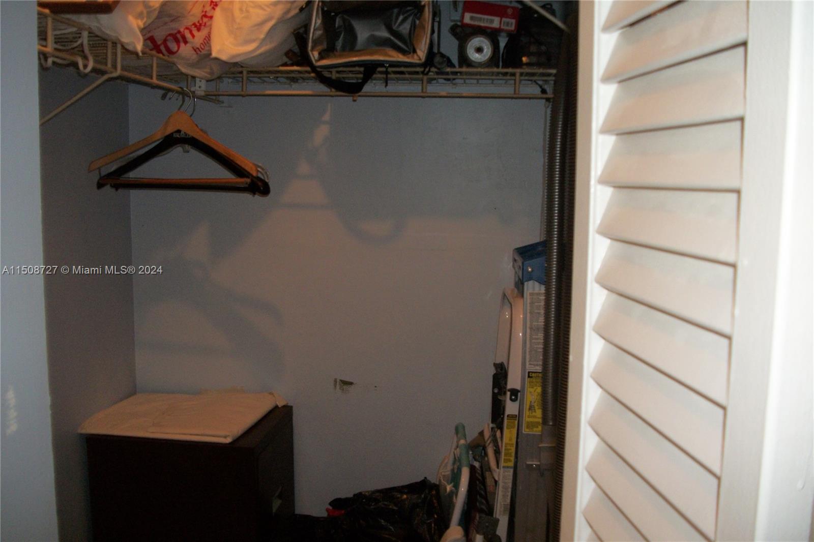 5300 Washington St N112, Hollywood, Florida 33021, 1 Bedroom Bedrooms, ,1 BathroomBathrooms,Residential,For Sale,5300 Washington St N112,A11508727