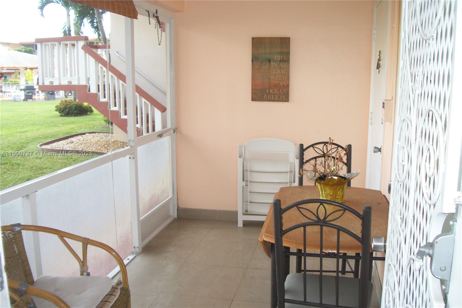 5300 Washington St N112, Hollywood, Florida 33021, 1 Bedroom Bedrooms, ,1 BathroomBathrooms,Residential,For Sale,5300 Washington St N112,A11508727