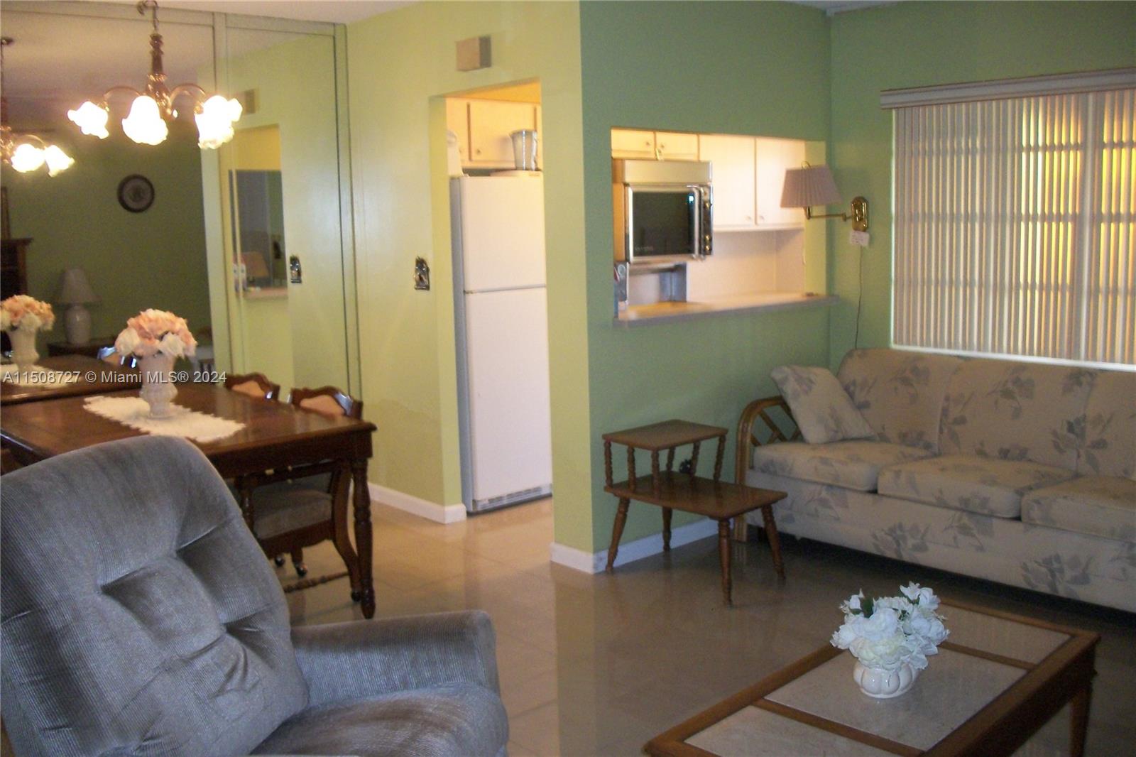 5300 Washington St N112, Hollywood, Florida 33021, 1 Bedroom Bedrooms, ,1 BathroomBathrooms,Residential,For Sale,5300 Washington St N112,A11508727