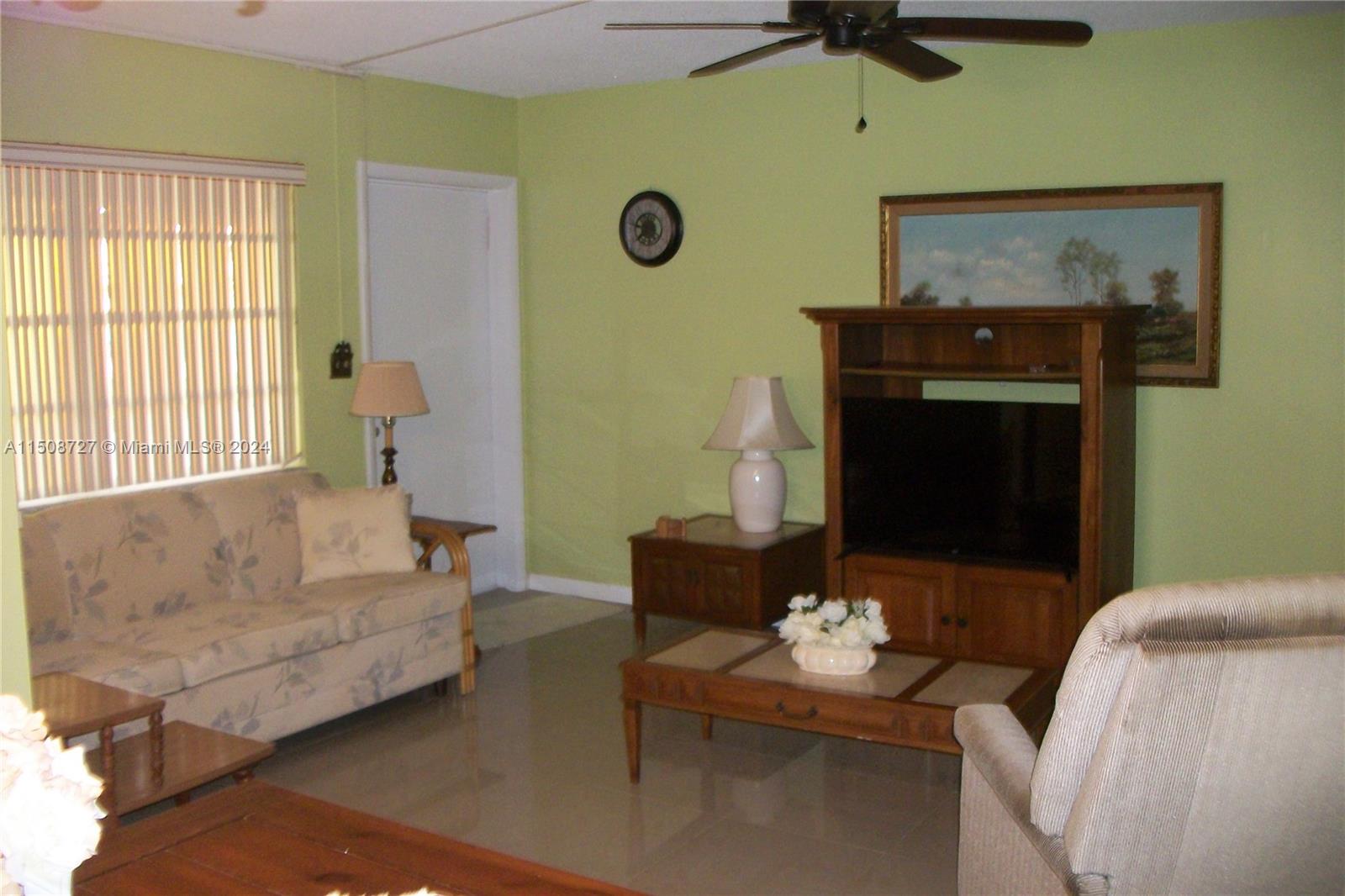 5300 Washington St N112, Hollywood, Florida 33021, 1 Bedroom Bedrooms, ,1 BathroomBathrooms,Residential,For Sale,5300 Washington St N112,A11508727