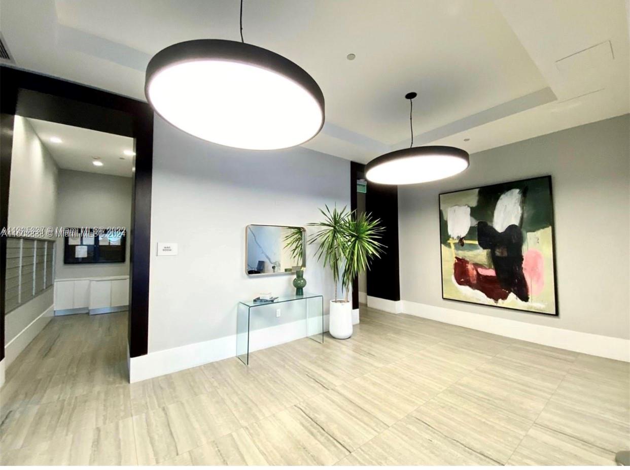 140 S Dixie Hwy 706, Hollywood, Florida 33020, 2 Bedrooms Bedrooms, ,2 BathroomsBathrooms,Residential,For Sale,140 S Dixie Hwy 706,A11508838