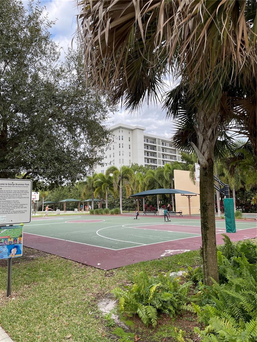 3600 Oaks Clubhouse Dr 506, Pompano Beach, Florida 33069, 3 Bedrooms Bedrooms, ,2 BathroomsBathrooms,Residential,For Sale,3600 Oaks Clubhouse Dr 506,A11508257