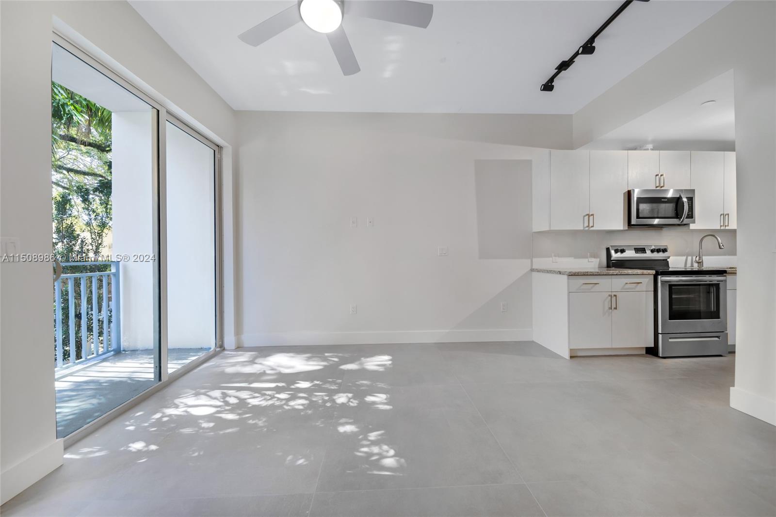 1536 NW 15th Ave 103, Miami, Florida 33125, ,1 BathroomBathrooms,Residentiallease,For Rent,1536 NW 15th Ave 103,A11508986