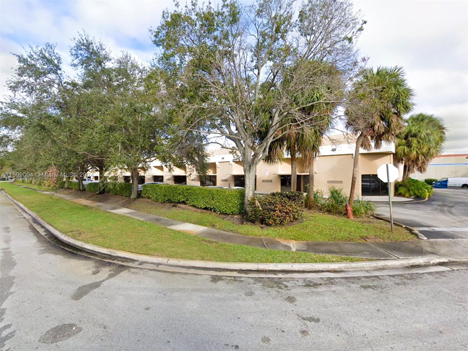 10190-10288 47th St, Sunrise, Florida 33351, ,Commercialsale,For Sale,10190-10288 47th St,A11509004