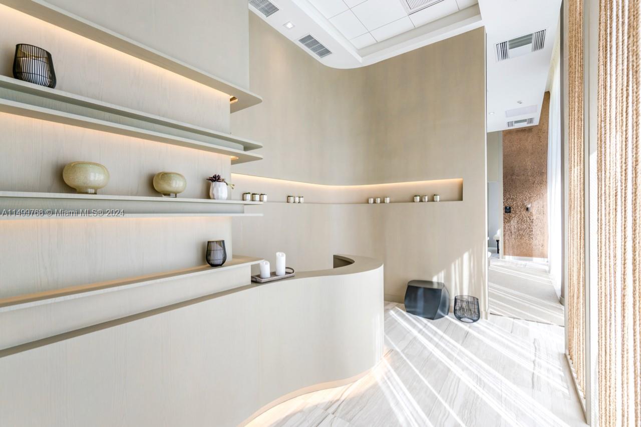 4010 S Ocean Dr R2302, Hollywood, Florida 33019, 2 Bedrooms Bedrooms, ,2 BathroomsBathrooms,Residential,For Sale,4010 S Ocean Dr R2302,A11499768