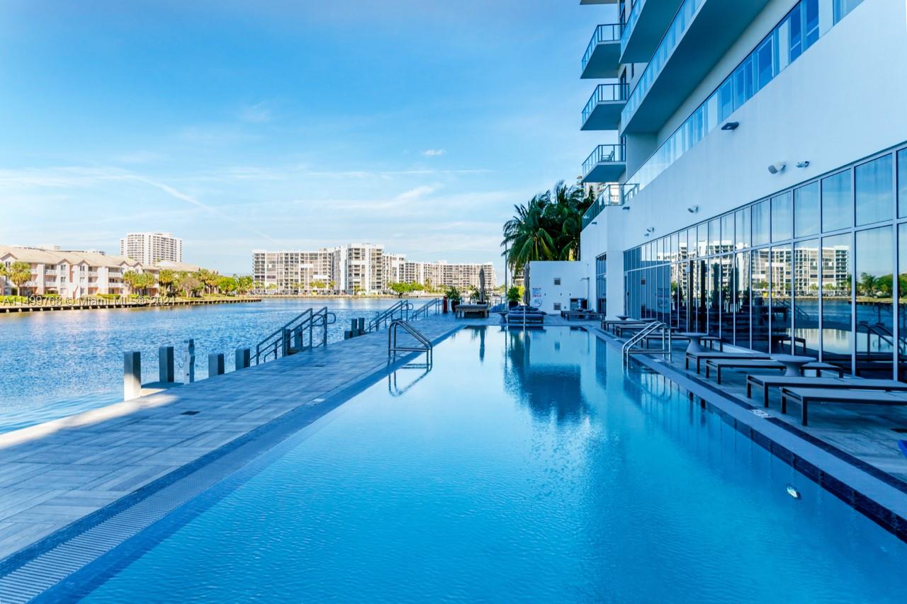 4010 S Ocean Dr R2302, Hollywood, Florida 33019, 2 Bedrooms Bedrooms, ,2 BathroomsBathrooms,Residential,For Sale,4010 S Ocean Dr R2302,A11499768