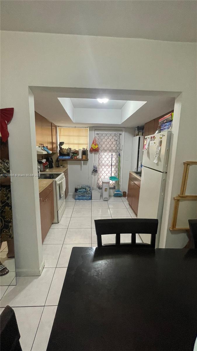 11840 NE 19th Dr 2, North Miami, Florida 33181, 2 Bedrooms Bedrooms, ,2 BathroomsBathrooms,Residential,For Sale,11840 NE 19th Dr 2,A11508605
