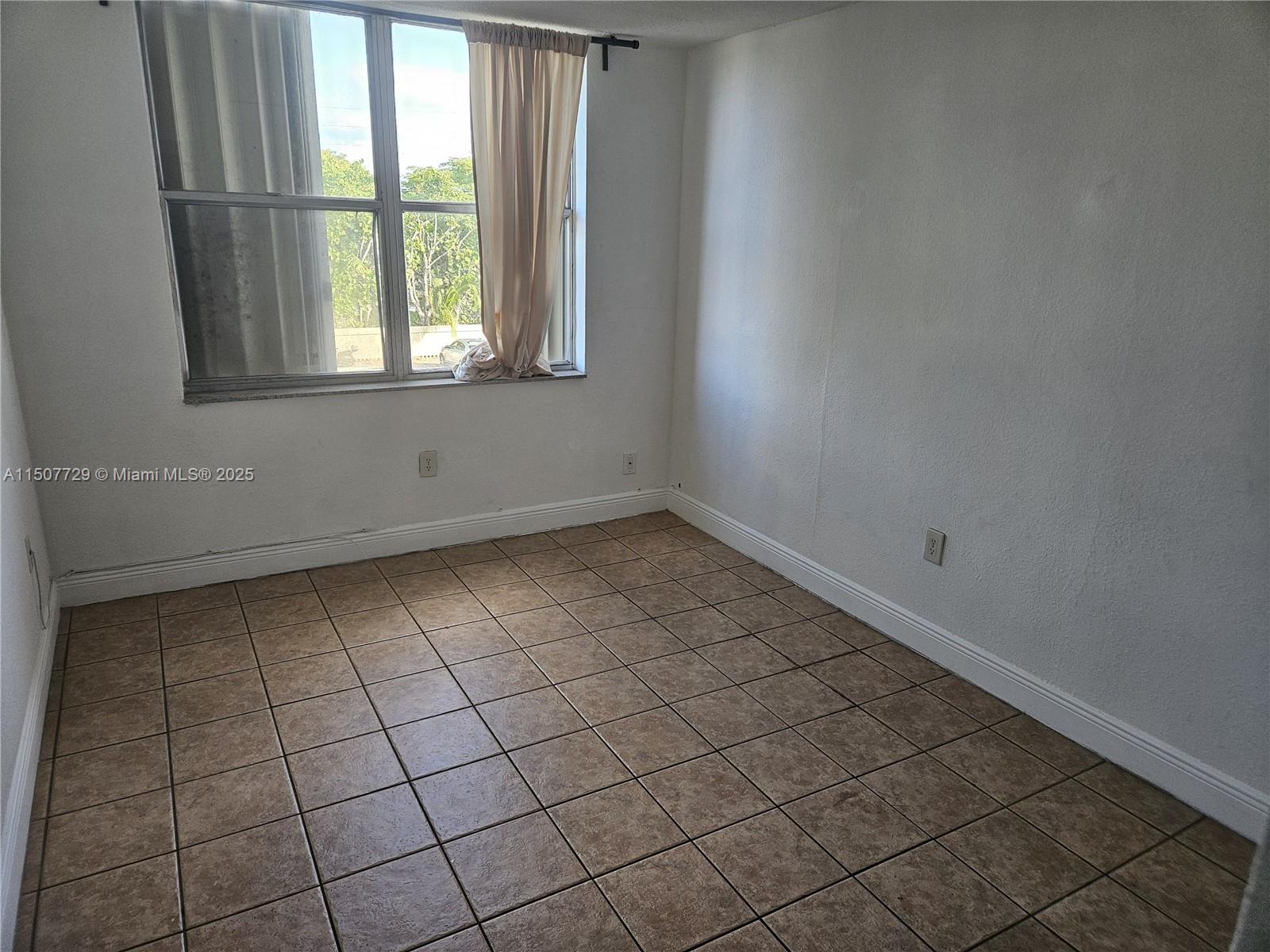 1800 Sans Souci Blvd 307, North Miami, Florida 33181, 2 Bedrooms Bedrooms, ,2 BathroomsBathrooms,Residential,For Sale,1800 Sans Souci Blvd 307,A11507729