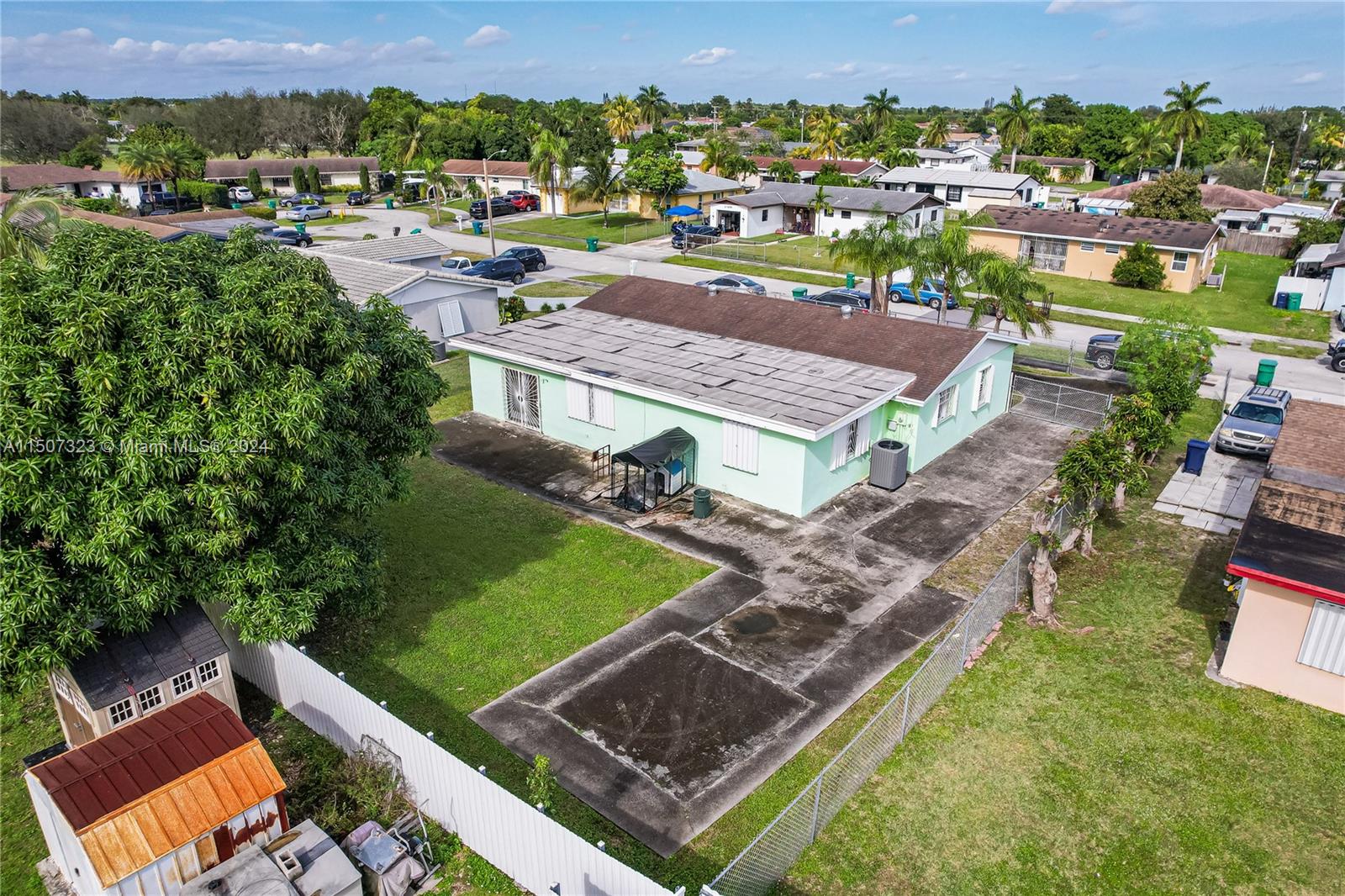10230 SW 169th St, Miami, Florida 33157, 3 Bedrooms Bedrooms, ,2 BathroomsBathrooms,Residential,For Sale,10230 SW 169th St,A11507323