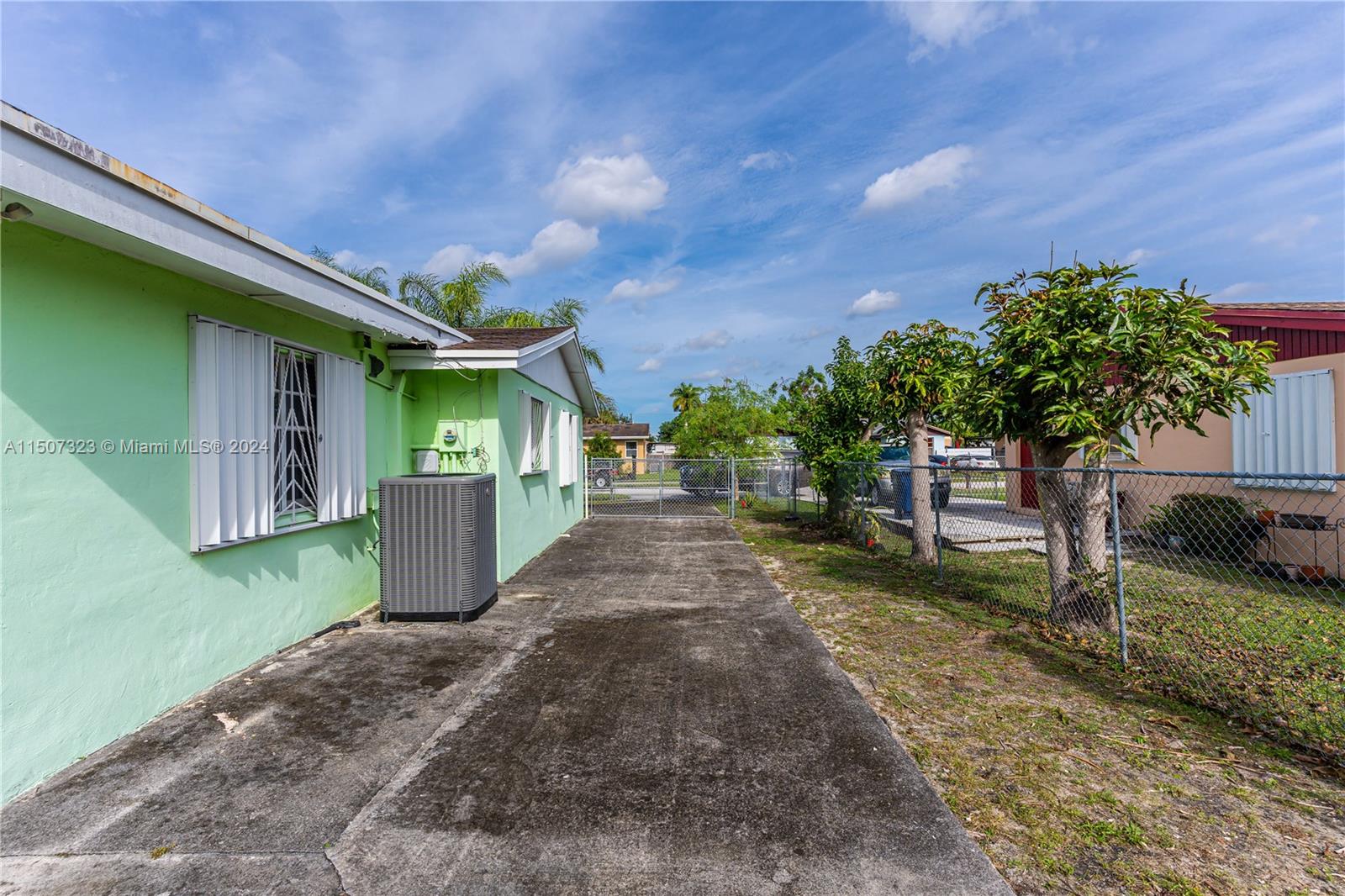 10230 SW 169th St, Miami, Florida 33157, 3 Bedrooms Bedrooms, ,2 BathroomsBathrooms,Residential,For Sale,10230 SW 169th St,A11507323