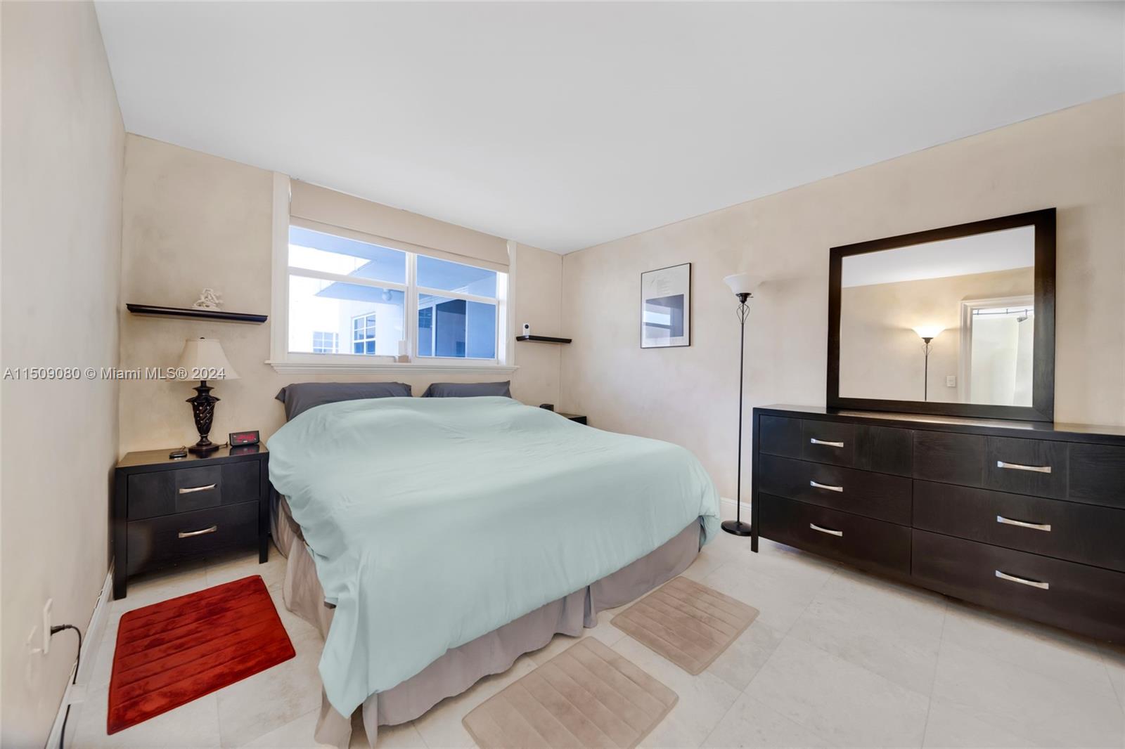 465 Ocean Dr 407, Miami Beach, Florida 33139, 1 Bedroom Bedrooms, ,1 BathroomBathrooms,Residential,For Sale,465 Ocean Dr 407,A11509080