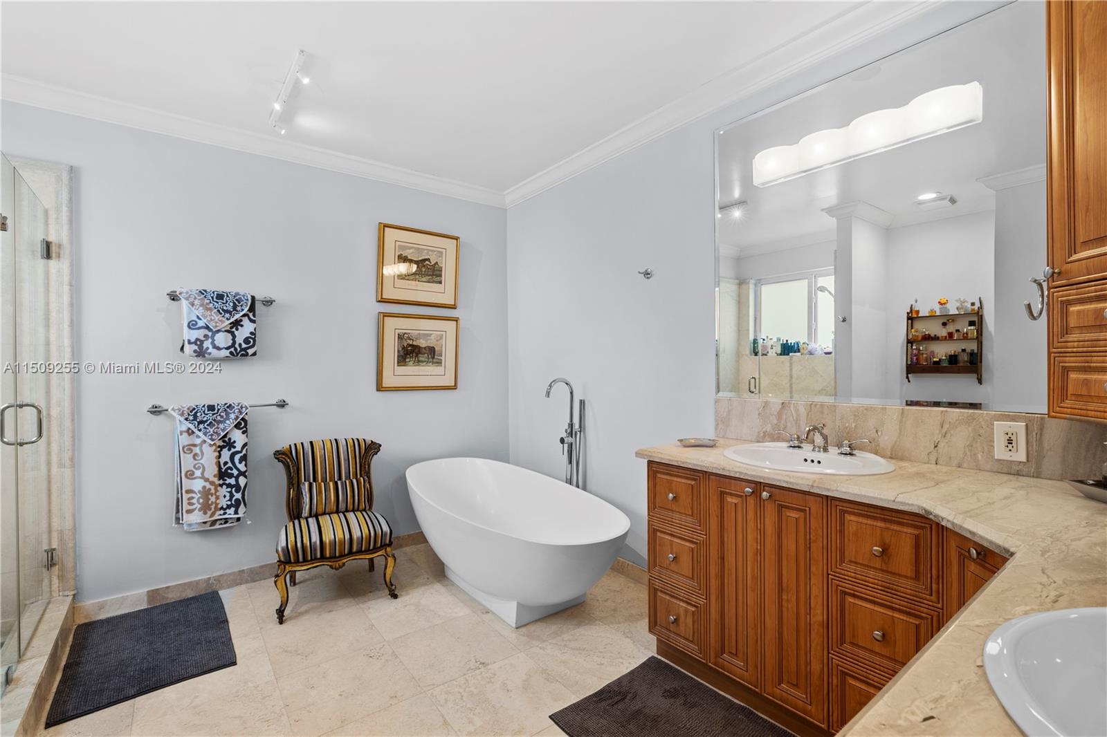 6195 SW 97th Ave, Miami, Florida 33173, 5 Bedrooms Bedrooms, 1 Room Rooms,3 BathroomsBathrooms,Residential,For Sale,6195 SW 97th Ave,A11509255