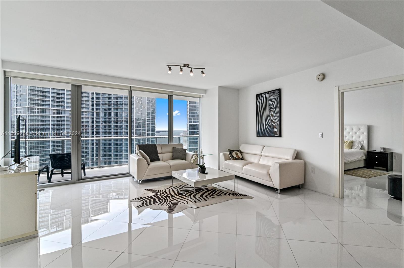200 Biscayne Boulevard Way 3908, Miami, Florida 33131, 2 Bedrooms Bedrooms, ,2 BathroomsBathrooms,Residential,For Sale,200 Biscayne Boulevard Way 3908,A11509268