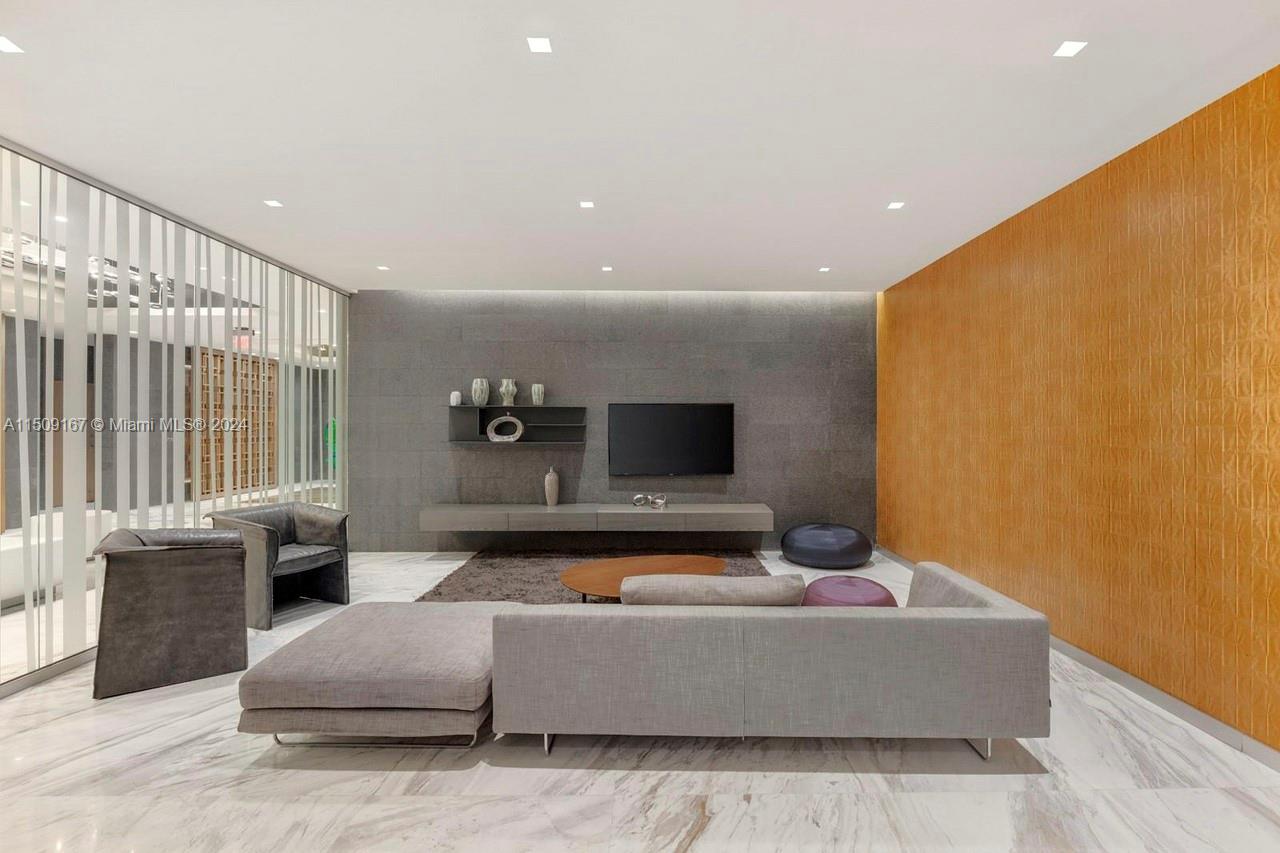 400 Sunny Isles Blvd 307, Sunny Isles Beach, Florida 33160, 3 Bedrooms Bedrooms, ,2 BathroomsBathrooms,Residential,For Sale,400 Sunny Isles Blvd 307,A11509167