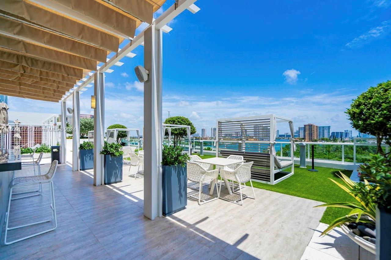 400 Sunny Isles Blvd 307, Sunny Isles Beach, Florida 33160, 3 Bedrooms Bedrooms, ,2 BathroomsBathrooms,Residential,For Sale,400 Sunny Isles Blvd 307,A11509167