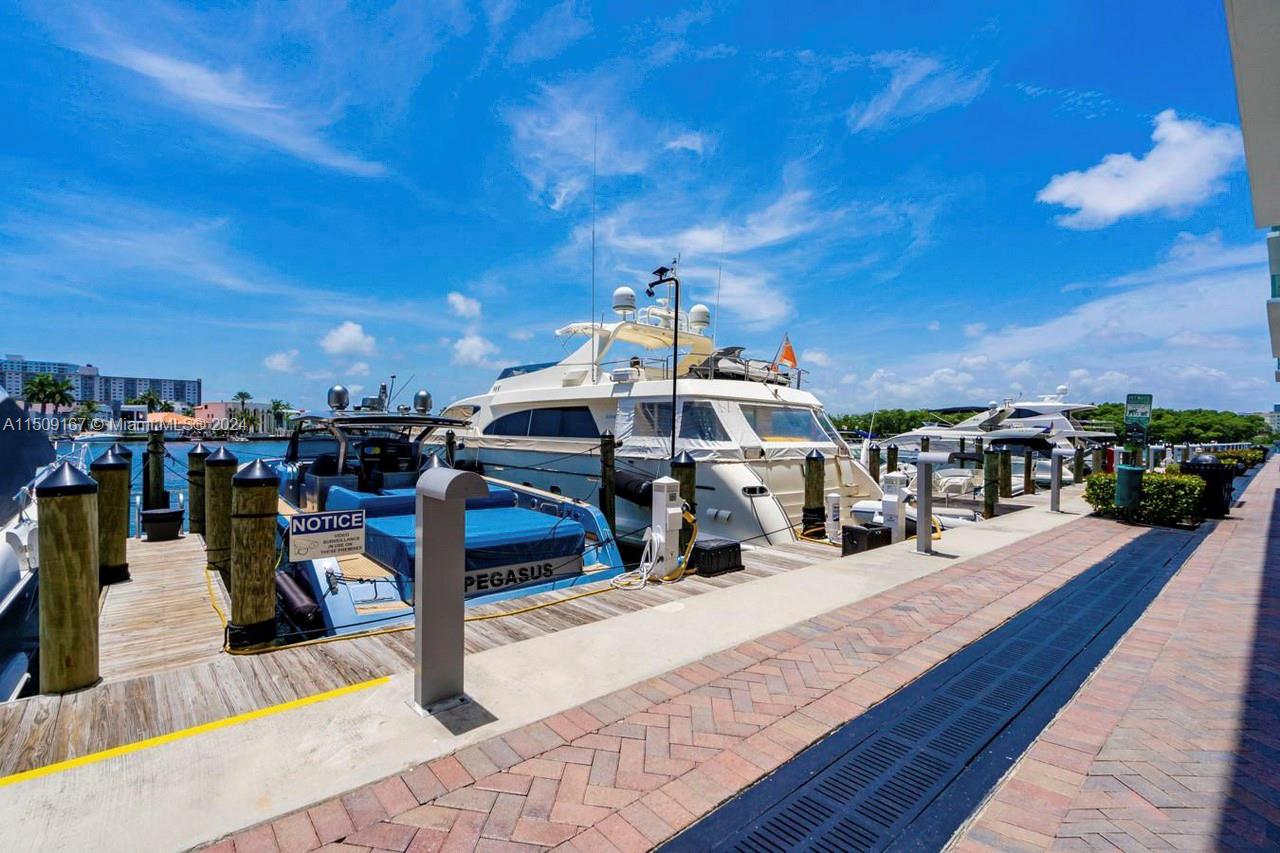 400 Sunny Isles Blvd 307, Sunny Isles Beach, Florida 33160, 3 Bedrooms Bedrooms, ,2 BathroomsBathrooms,Residential,For Sale,400 Sunny Isles Blvd 307,A11509167