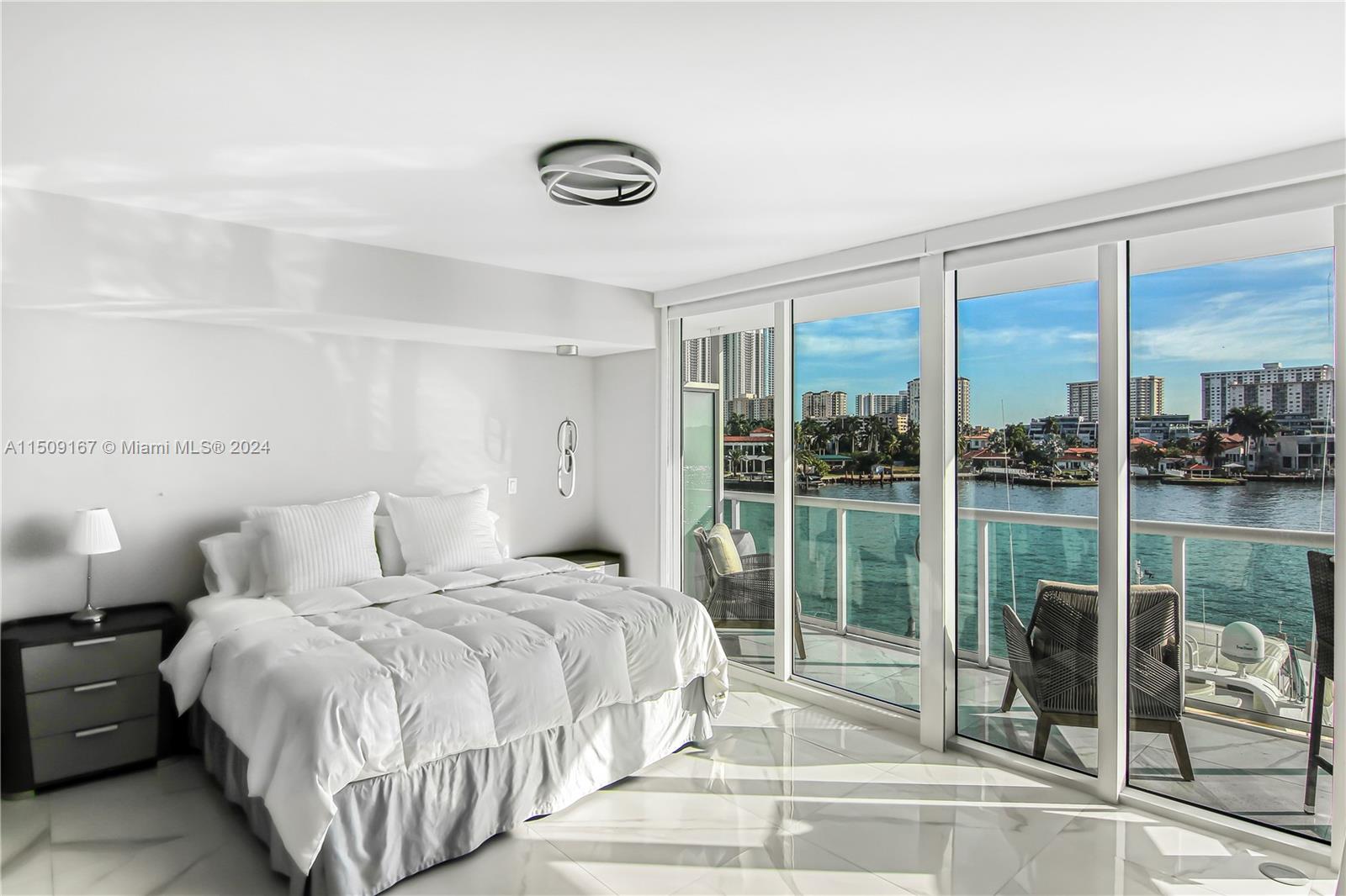 400 Sunny Isles Blvd 307, Sunny Isles Beach, Florida 33160, 3 Bedrooms Bedrooms, ,2 BathroomsBathrooms,Residential,For Sale,400 Sunny Isles Blvd 307,A11509167